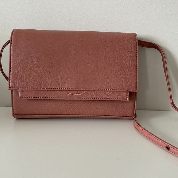 Matt and Nat Rose/Clay-Coloured Crossbody Purse - Picture 3 of 4
